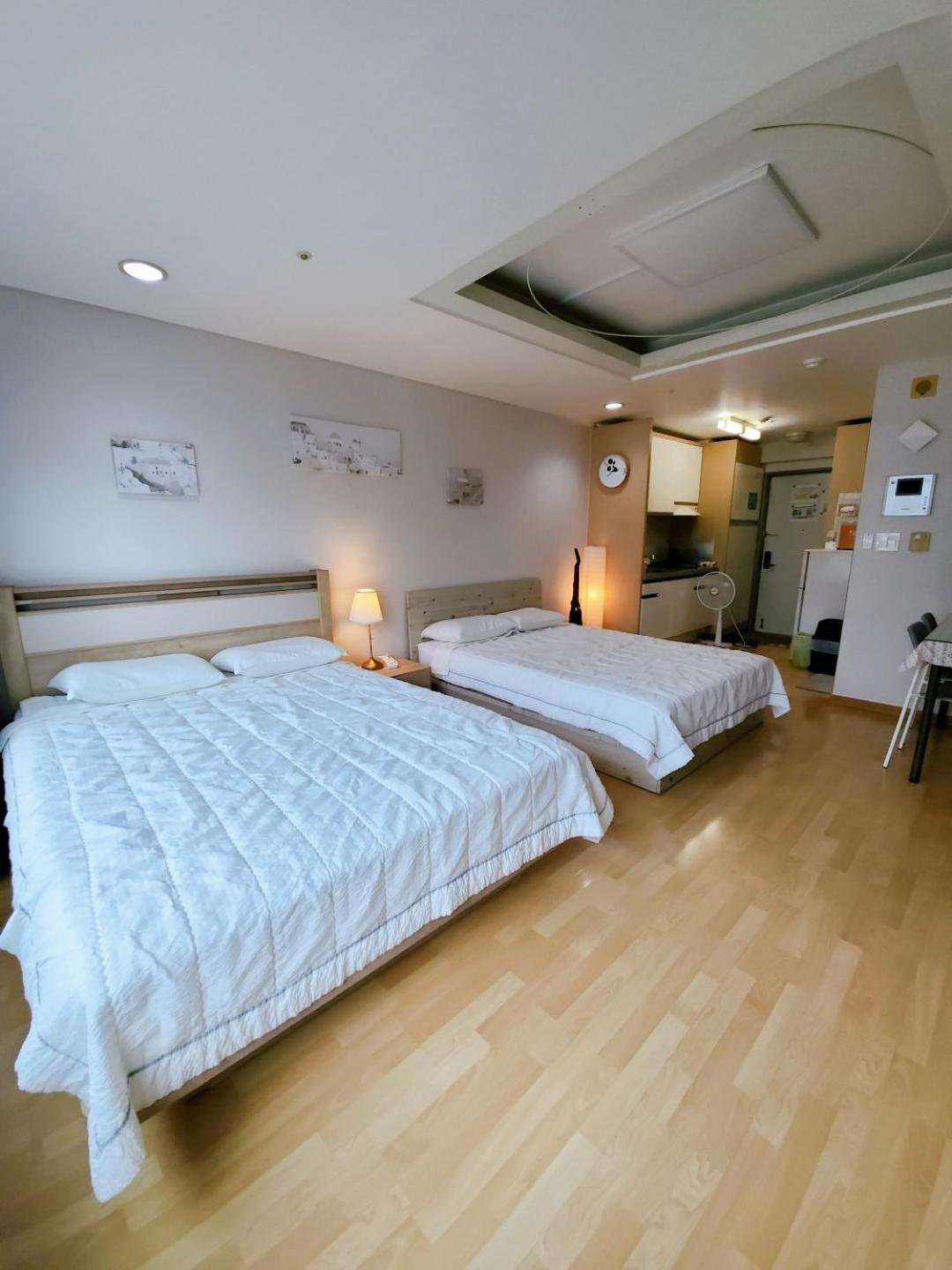 Hongdae Residence-2 1Min From Hongik Uni Station Exit #1 Seul Esterno foto